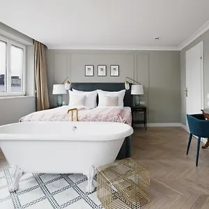 https://numa-mozart.salzburghotels.net