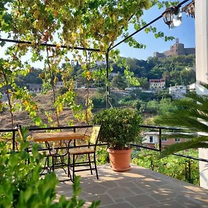  Bed and breakfast Grandpa's Albania