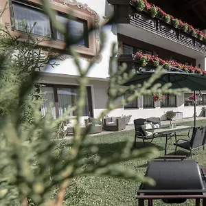 https://garni-rustica.soldenhotels.net